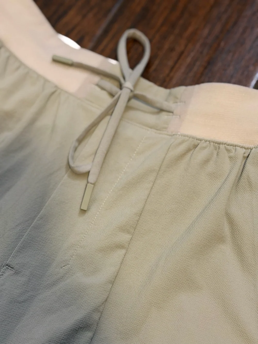 lululemon athletica men’s license to train linerless khaki shorts